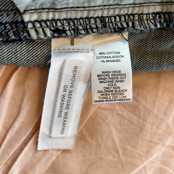 LOFT Rollup Denim Shorts Size 0 - Picture 9 of 14